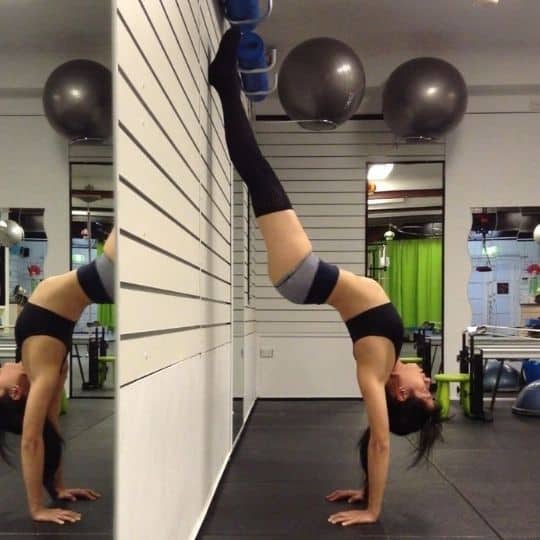 MoveMedics-Selina-Doing-Handstand-Back-Arch